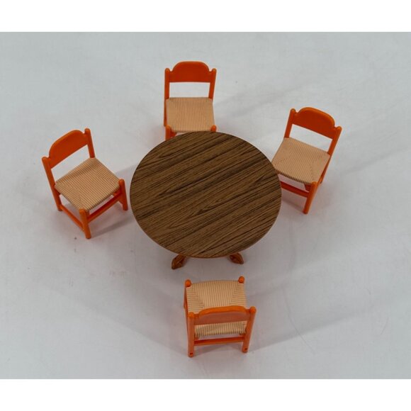 Vintage Tomy Dollhouse Furntire Table & 4 Chairs Set Smaller Homes - Picture 1 of 6